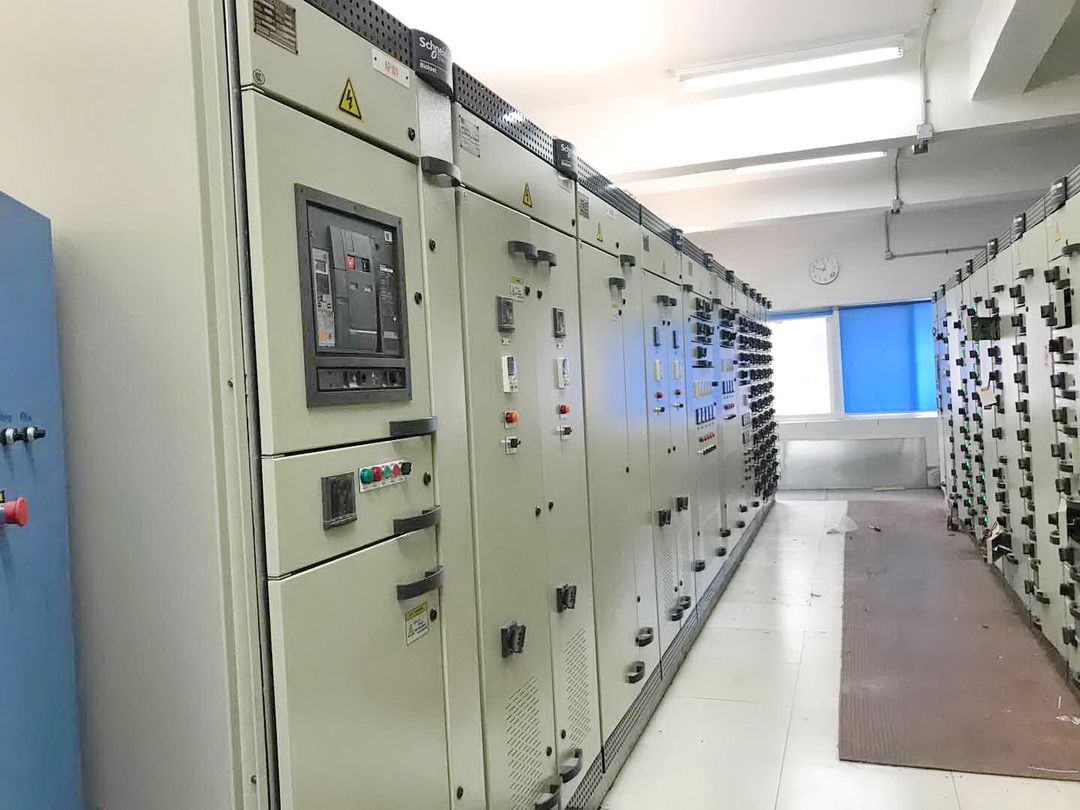 施耐德低压柜Blokset 得润电气提供的项目现场  400-128-7988