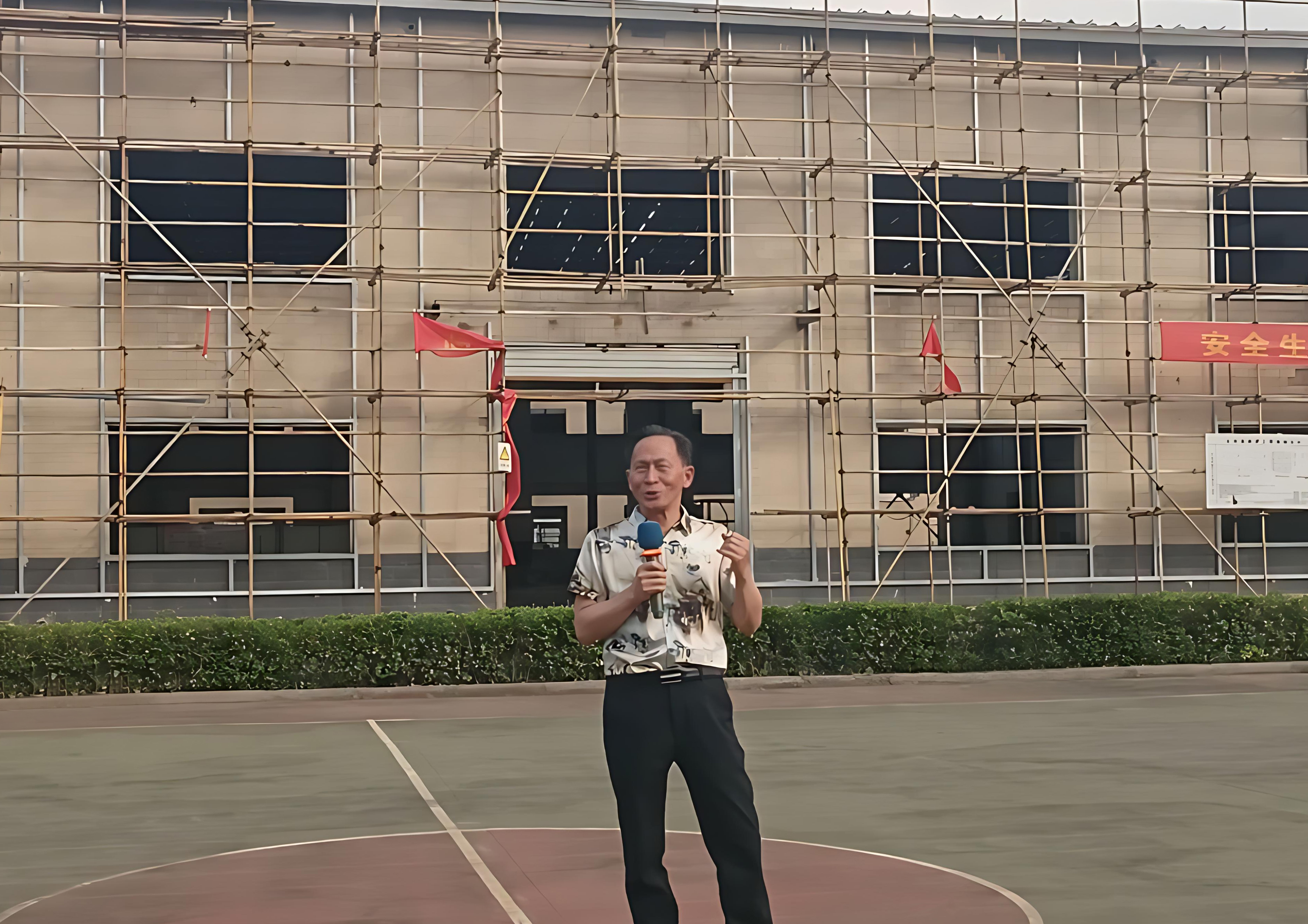 董事长王青先生